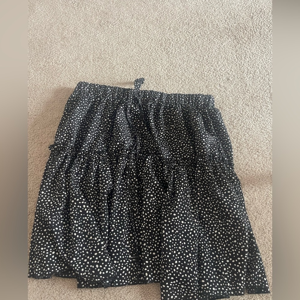 cute skirt!